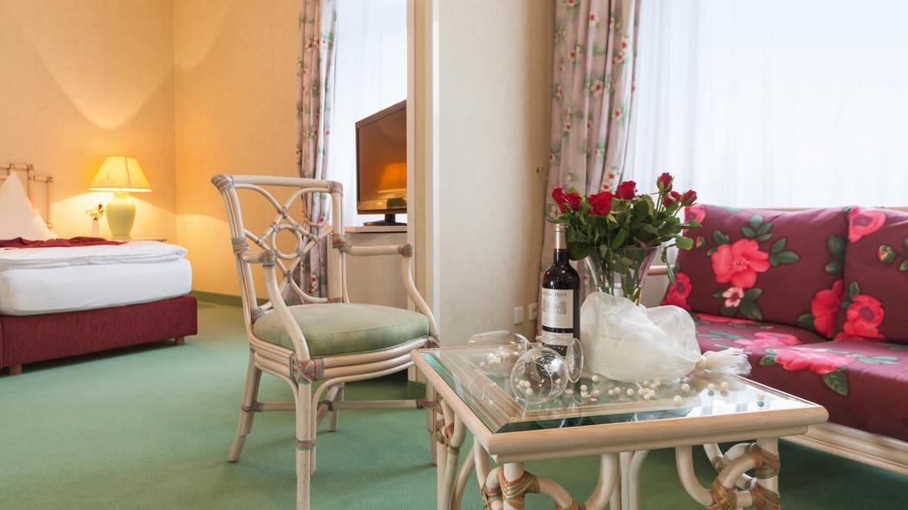 Campus Garden Businesshotel Iserlohn Esterno foto